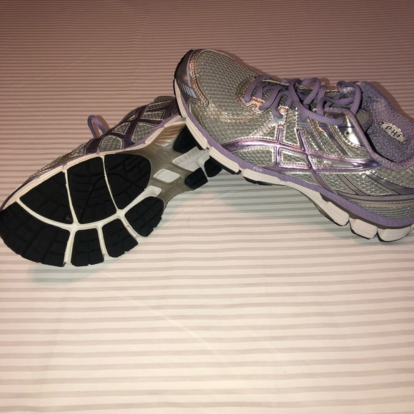 Asics Shoes - Asics Running Shoes GT-2000